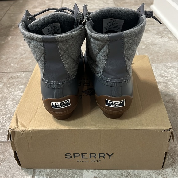 Sperry Duck Boots - Picture 3 of 6